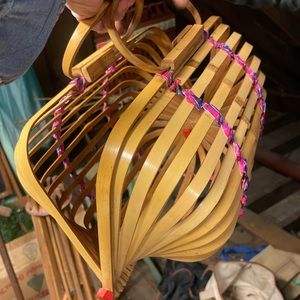 Vintage 1950's Japanese Collapsible Bamboo  Bag Excellent condition.